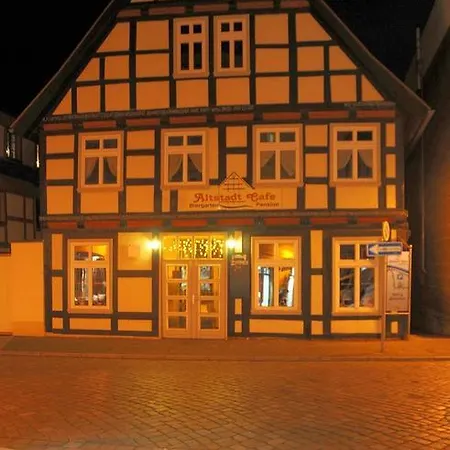 Altstadt Cafe Гостевой дом Хафельберг