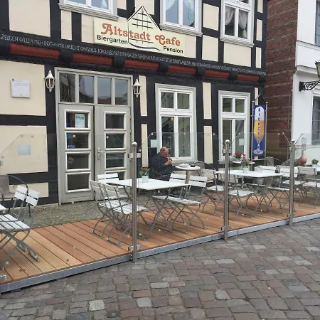 Altstadt Cafe 3*