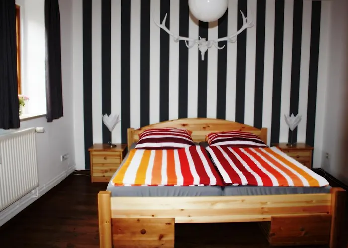 Altstadt Cafe Penzion 3*