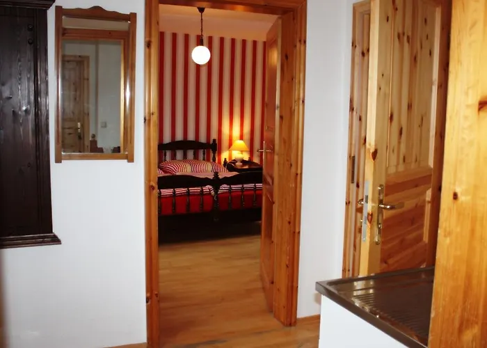 Altstadt Cafe Penzion 3*